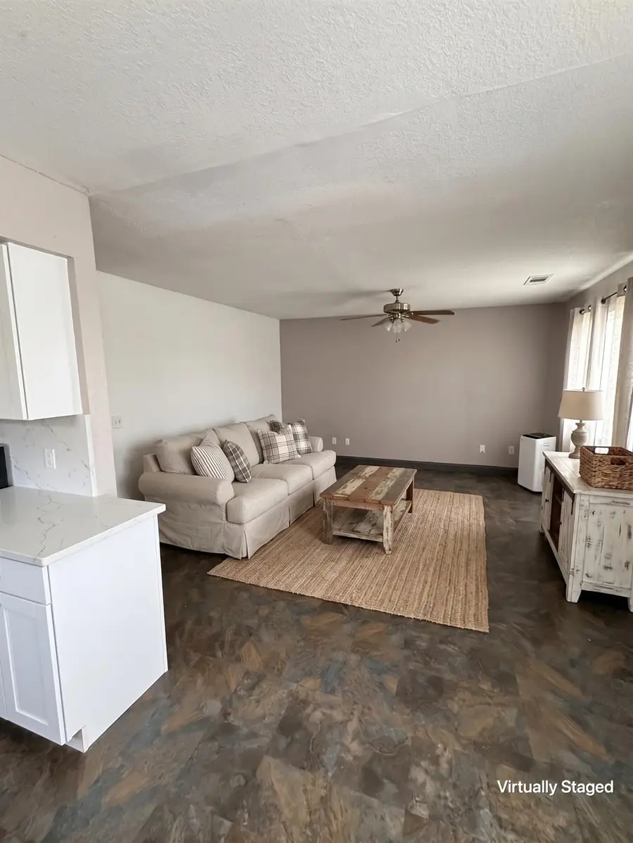 7741 24th Avenue, Lemoore, CA 93245 - #3