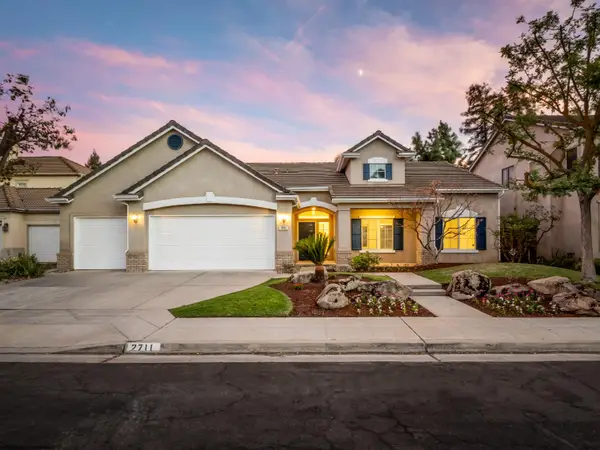 2711 E Shea Drive, Fresno, CA 93720
