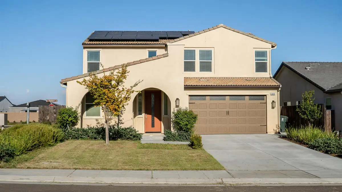 3335 Las Rosas Avenue, Clovis, CA 93619 - #1