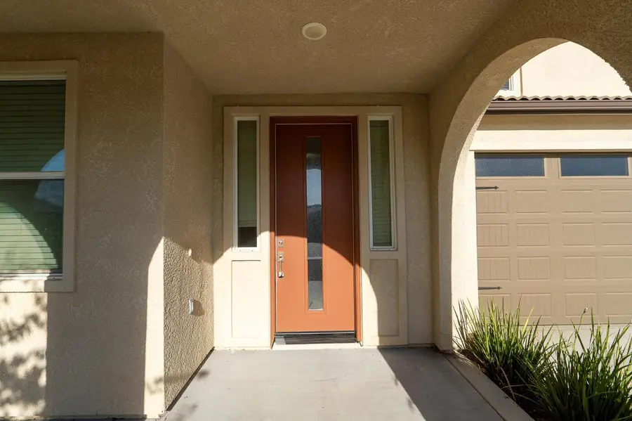 3335 Las Rosas Avenue, Clovis, CA 93619 - #3
