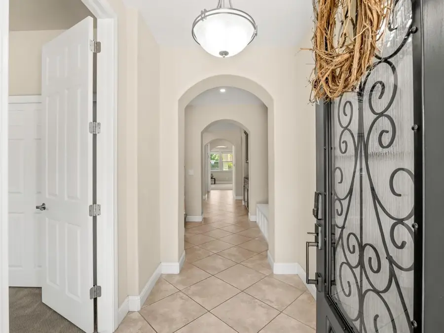 1229 E Via Roma Drive, Fresno, CA 93730 - #2