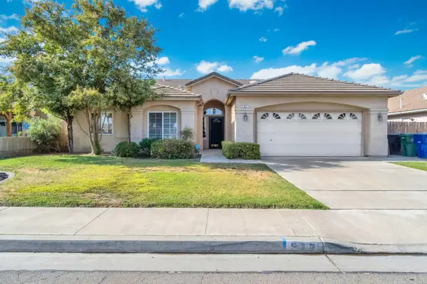 977 Meadow View Road, Hanford, CA 93230