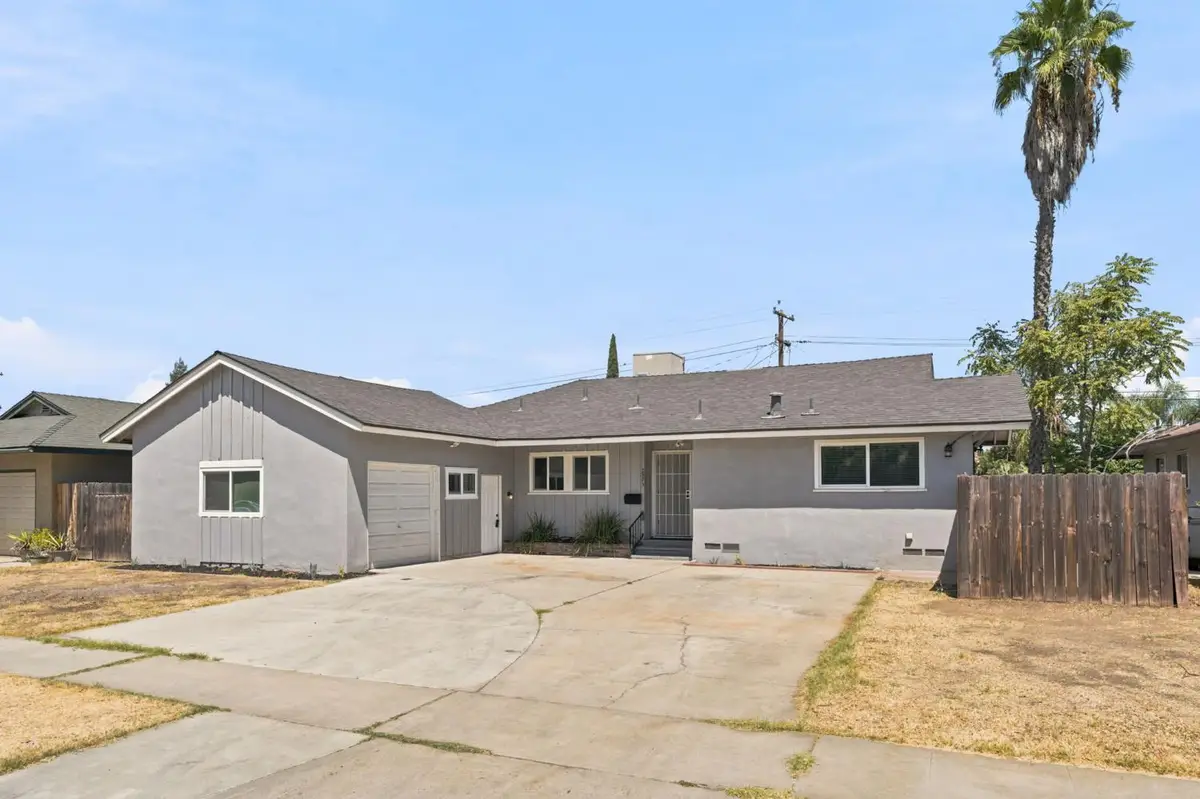 2975 E Austin Way, Fresno, CA 93726 - #1