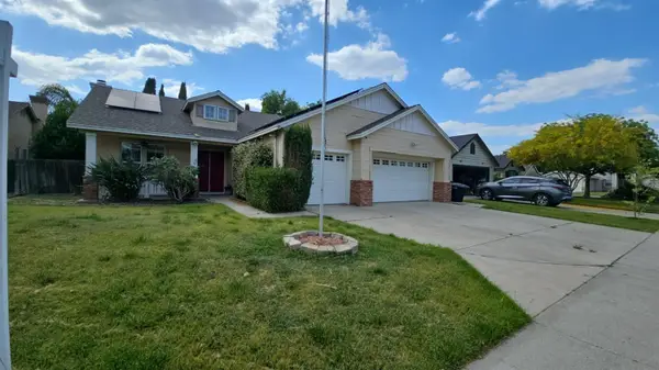 3026 Sage Court, Hanford, CA 93230