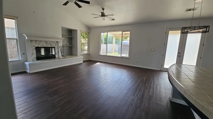 3026 Sage Court, Hanford, CA 93230 - #3