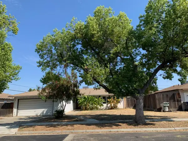 3511 E Rialto Avenue, Fresno, CA 93726