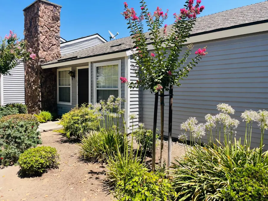 1472 Mayflower Way, Clovis, CA 93612 - #3