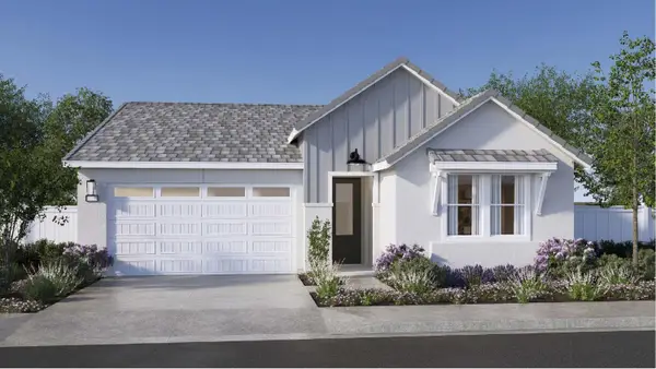 627 Solar Lane, Clovis, CA 93619