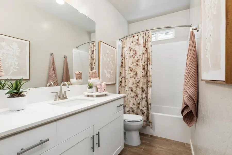723 Solar Lane, Clovis, CA 93619 - #3
