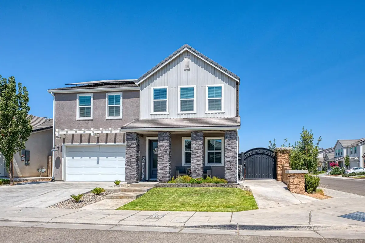 697 Expedition Way, Madera, CA 93636 - #1