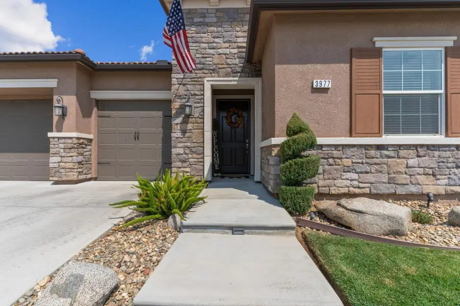 3977 Bellaire Avenue, Clovis, CA 93619 - #3