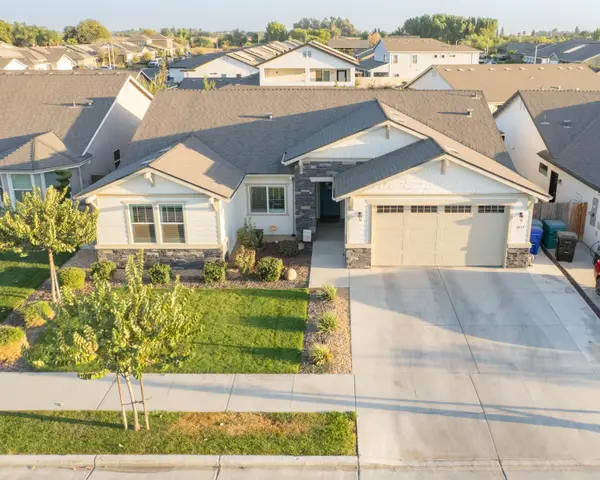 1593 W Date Avenue, Porterville, CA 93257