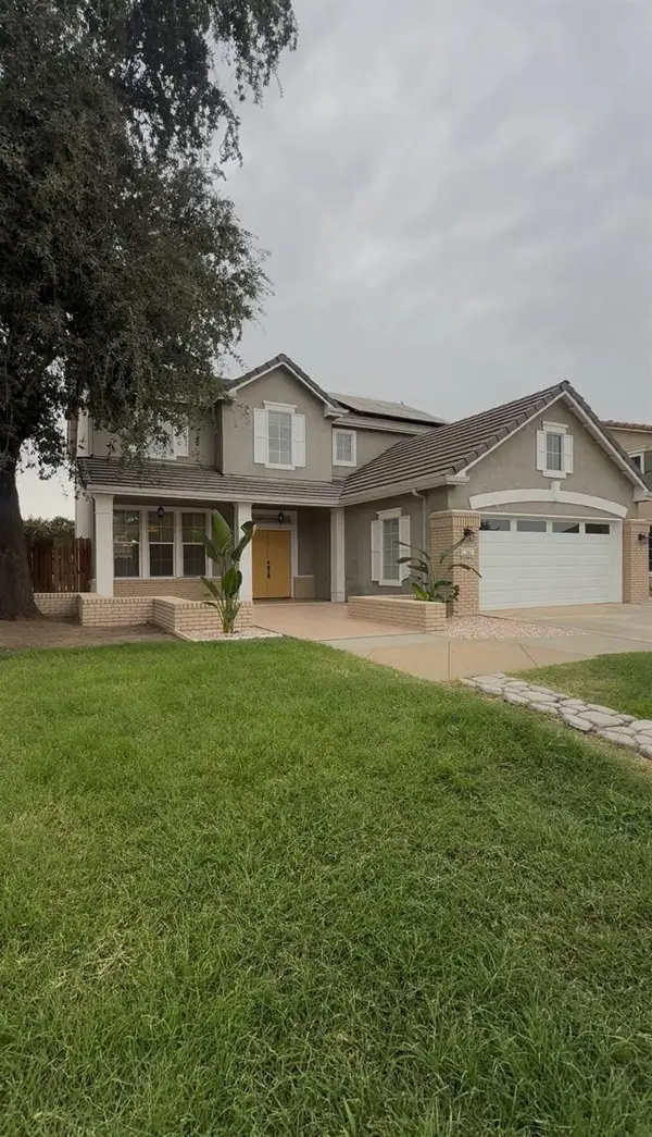 791 W Pebble Dr, Hanford, CA 93230