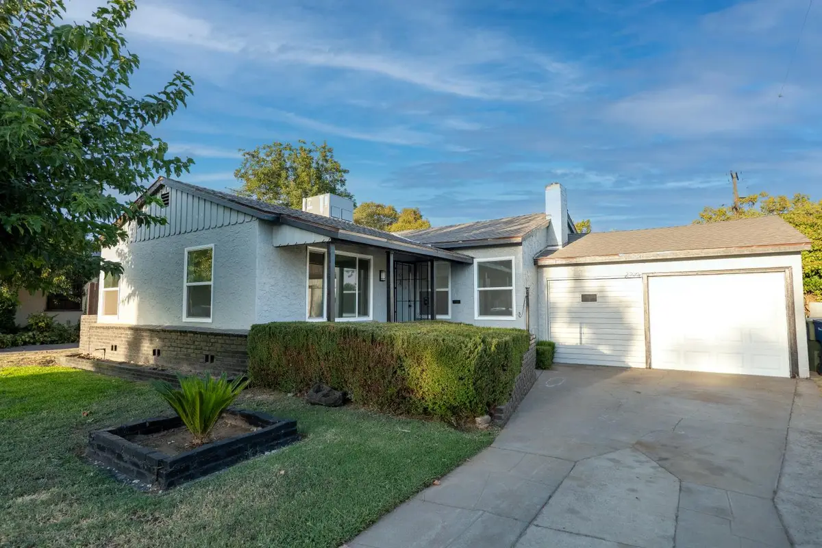 2706 N Thorne Avenue, Fresno, CA 93704 - #1