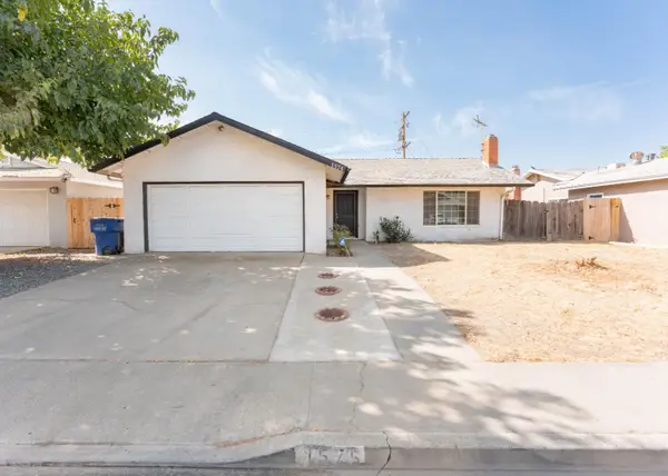 1575 Bluejay Circle, Hanford, CA 93230