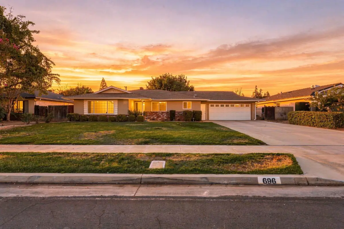 696 W Celeste Avenue, Fresno, CA 93704 - #1