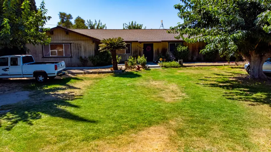 7157 S Cherry Avenue, Fresno, CA 93725 - #2