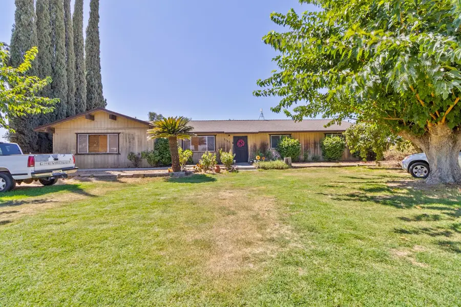 7157 S Cherry Avenue, Fresno, CA 93725 - #3
