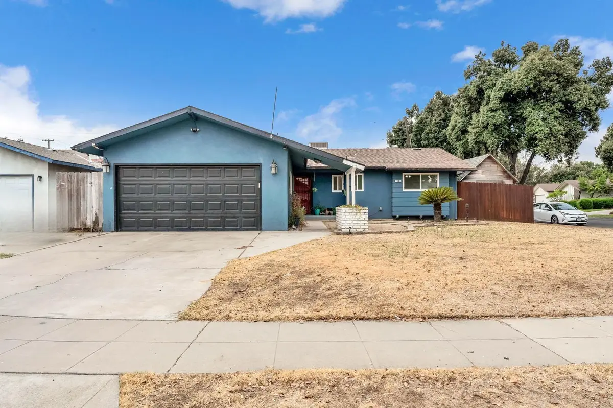 1808 N Dearing Avenue, Fresno, CA 93703 - #1