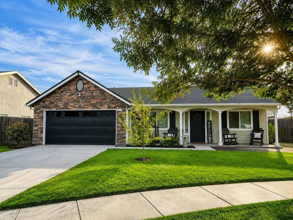 3068 S Foster Court Ne #64, Tulare, CA 93274 - #1