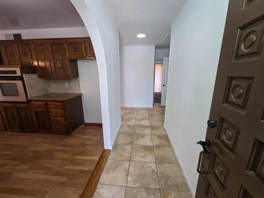 5064 N Wishon Avenue #A, Fresno, CA 93704 - #2