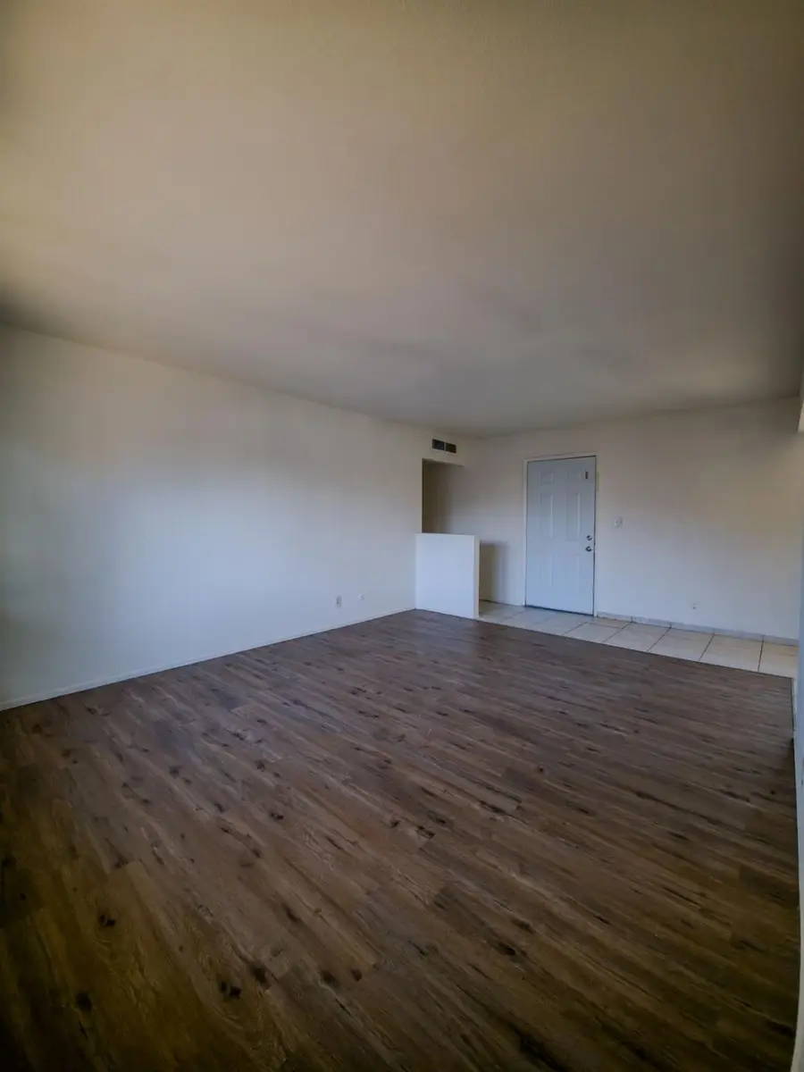 2125 W Princeton Avenue, Fresno, CA 93705 - #3