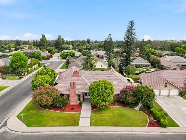 9008 Serrant Court, Bakersfield, CA 93311