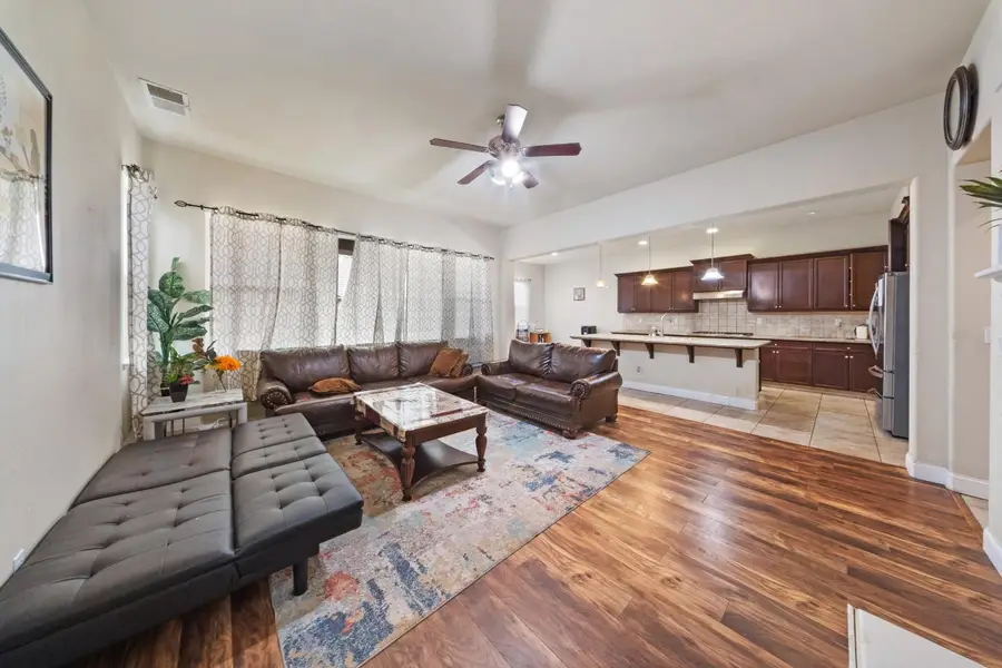 6348 W Portals Avenue, Fresno, CA 93723 - #2