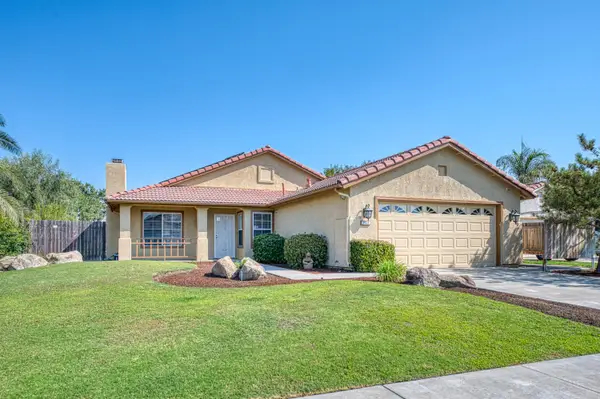 906 E Palm Drive, Hanford, CA 93230