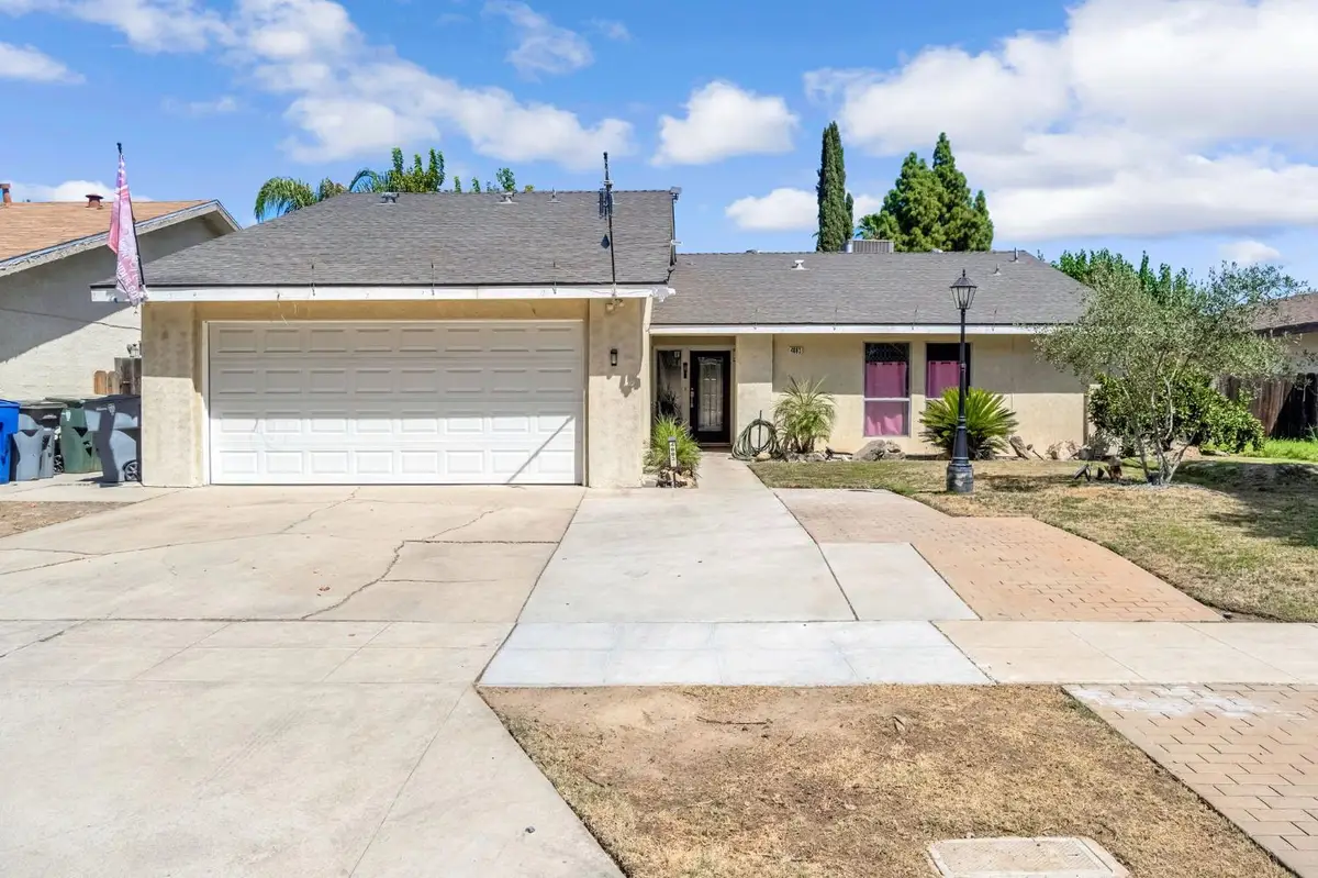 4883 E Geary Street, Fresno, CA 93725 - #1