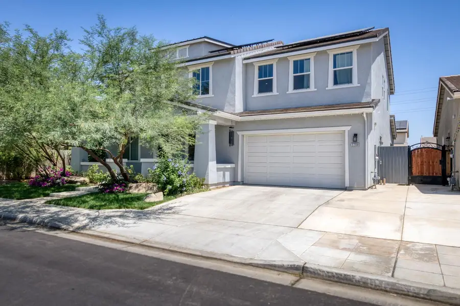 2288 N Bliss Avenue, Fresno, CA 93727 - #3