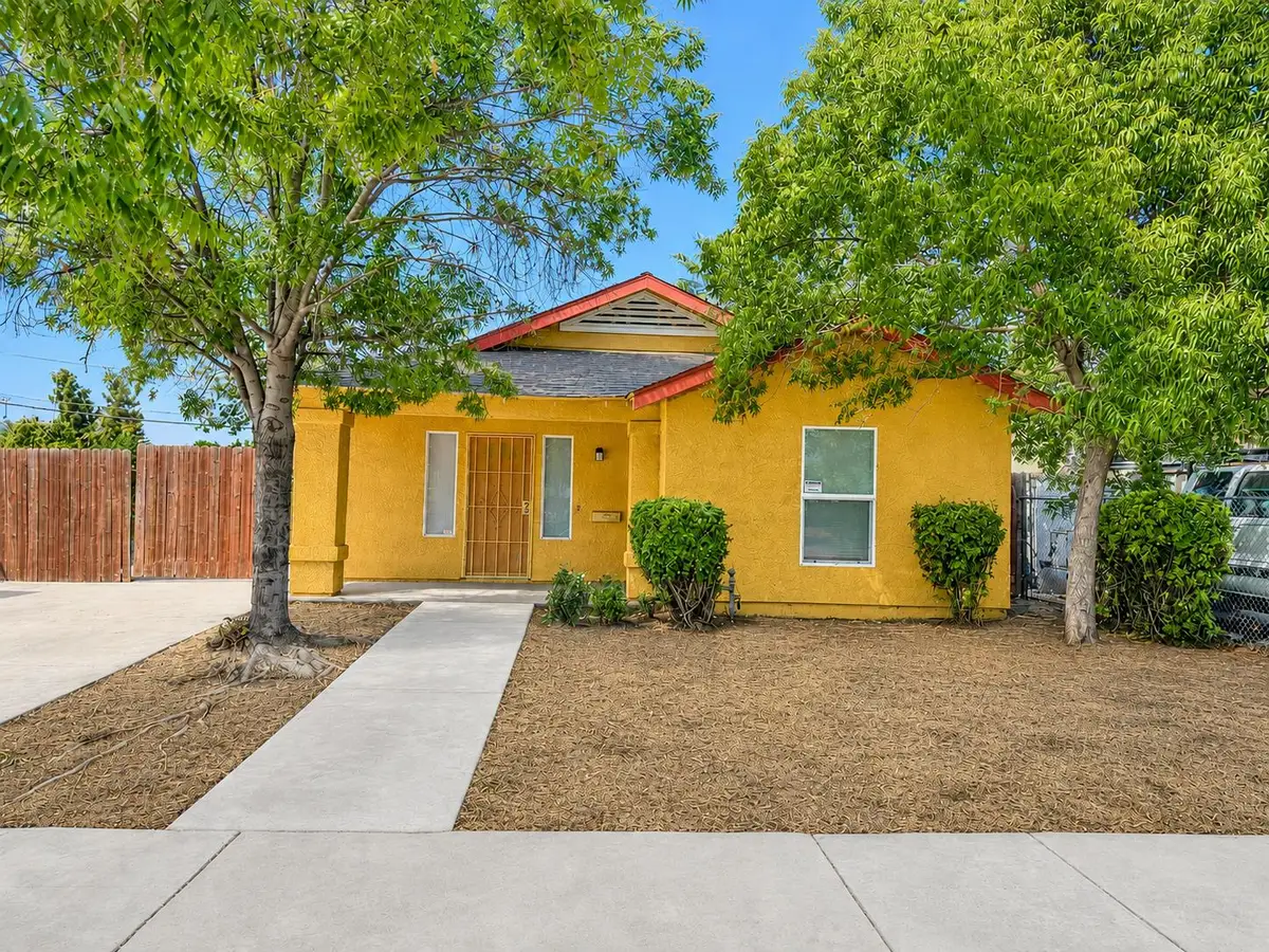 2253 N San Pablo Avenue, Fresno, CA 93704 - #1