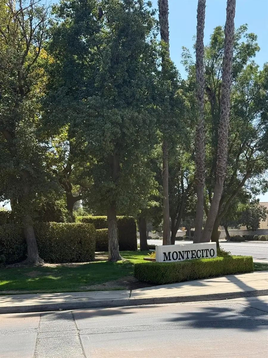 143 West, Madera, CA 93637 - #2