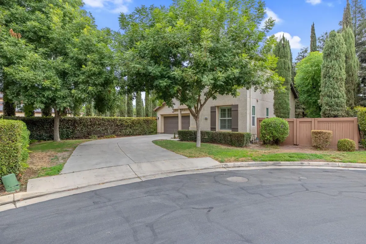 1558 N Pisa, Visalia, CA 93291 - #1