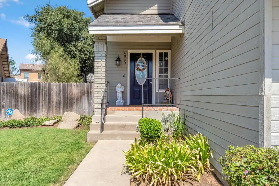 6060 E Illinois Avenue, Fresno, CA 93727 - #3