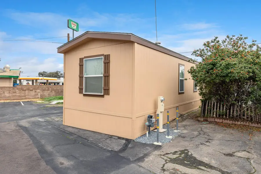 1719 W Olive #33, Fresno, CA 93728 - #3