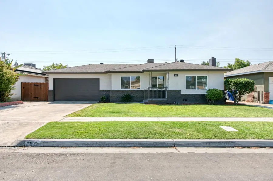 3812 E Bellaire Way, Fresno, CA 93726 - #2