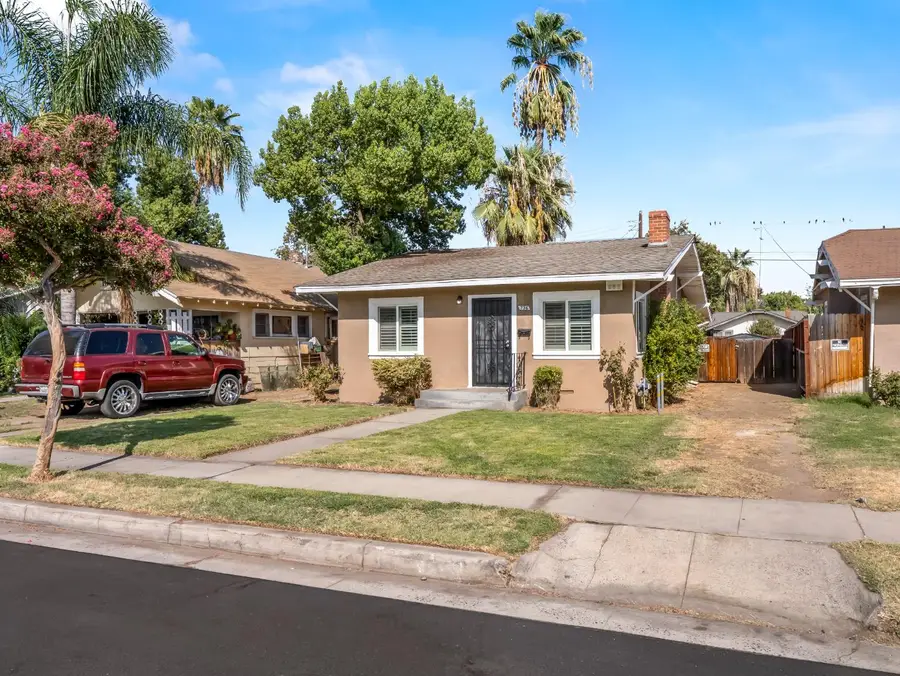 736 N Farris Avenue, Fresno, CA 93728 - #2