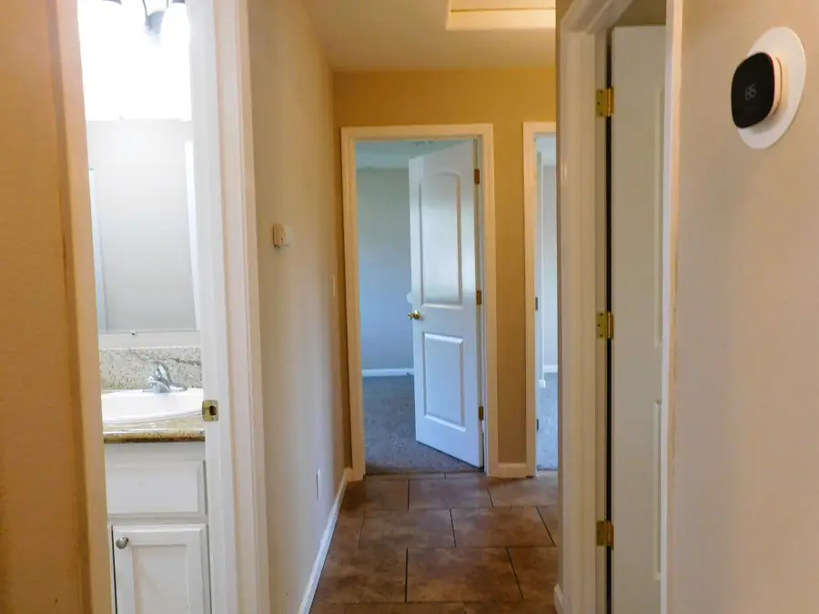 3832 E Ashcroft Ave, Fresno, CA 93726 - #3