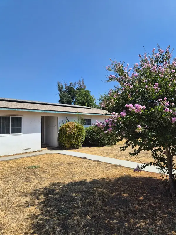 950 E Mountian View Avenue, Porterville, CA 93257
