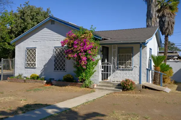 3805 E Heaton Avenue, Fresno, CA 93702