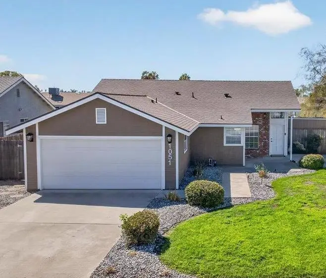 1051 E Terrace Drive, Hanford, CA 93230 - #1
