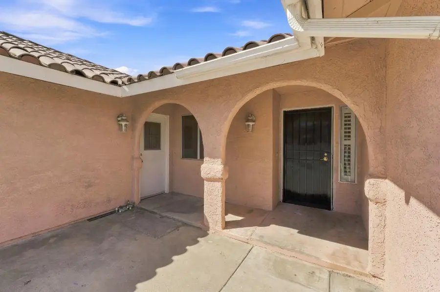 8515 Smyrna, Parlier, CA 93648 - #3