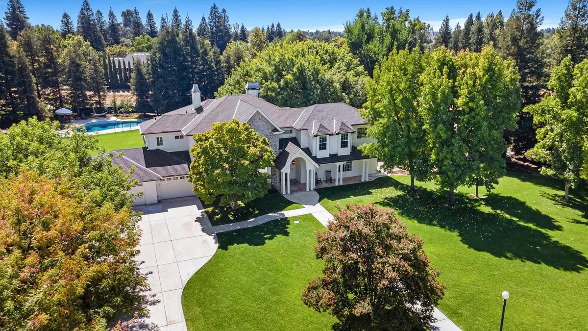 5687 E Province Avenue, Clovis, CA 93619 - #1