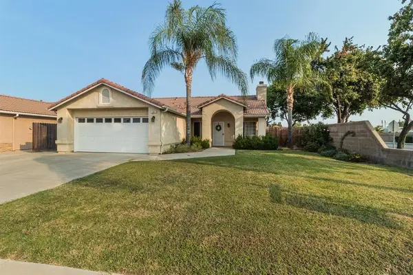 197 Lindquist Street, Kingsburg, CA 93631