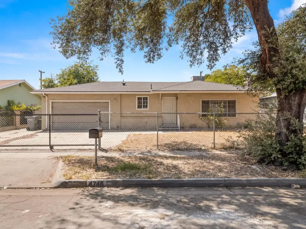 4746 E Woodward Avenue, Fresno, CA 93702 - #1