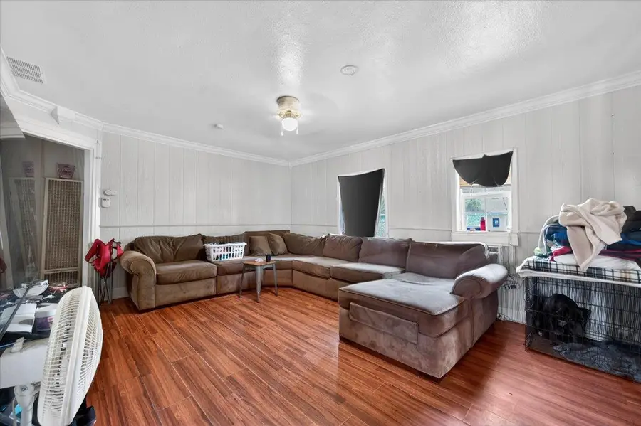 1328 E Fedora Avenue, Fresno, CA 93704 - #3