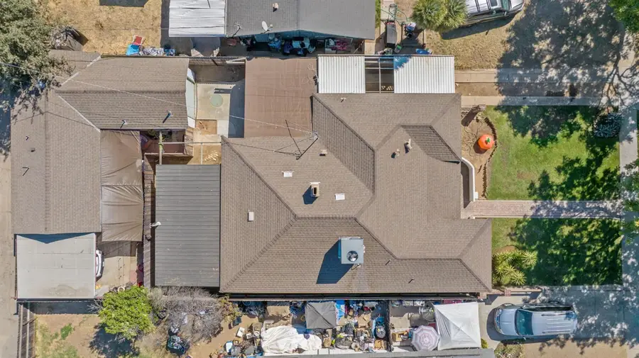 329 E Fedora Avenue, Fresno, CA 93704 - #2