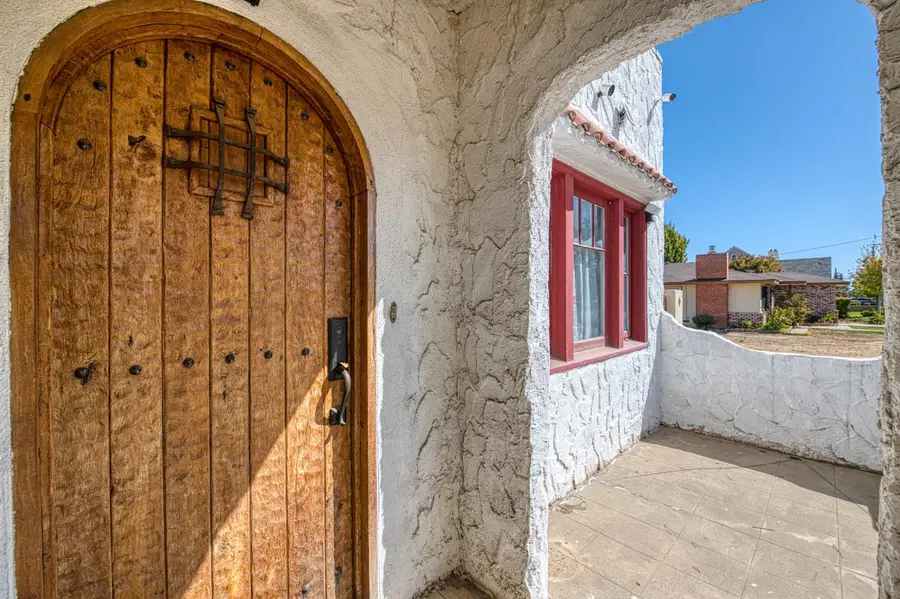 1515 E Simpson Avenue, Fresno, CA 93704 - #3