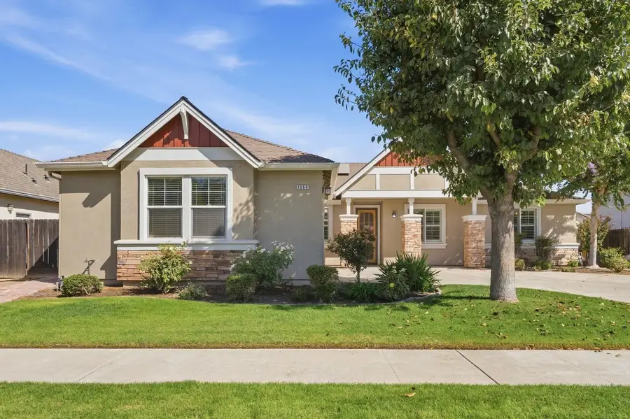 1556 Bellflower St, Kingsburg, CA 93631 - #2